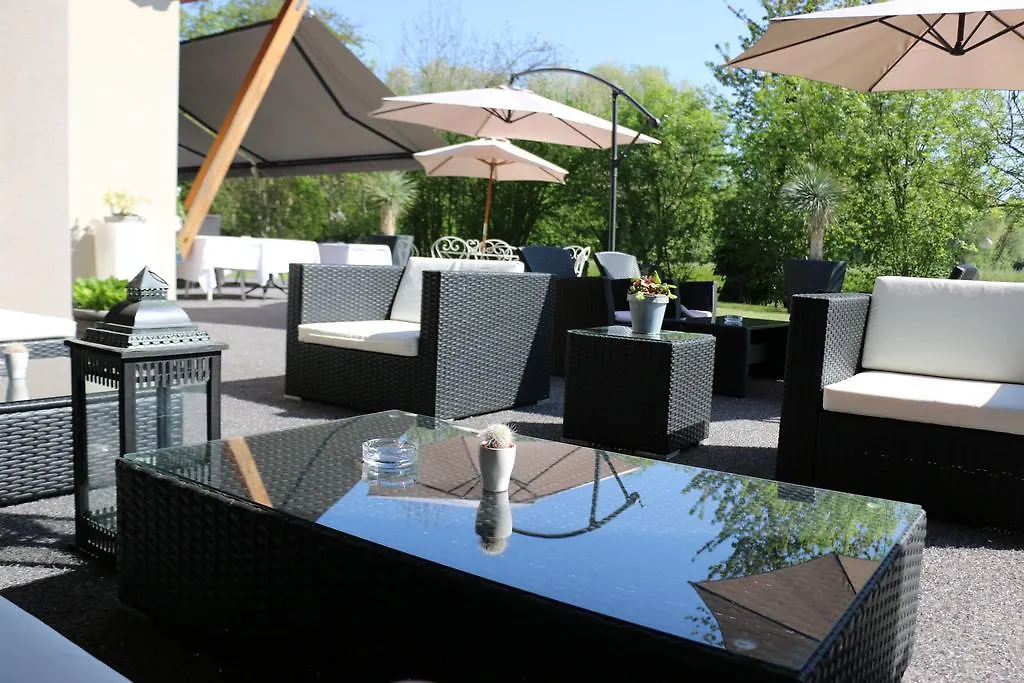 Aux Berges Du Rhone Hotel Chavanoz Francia